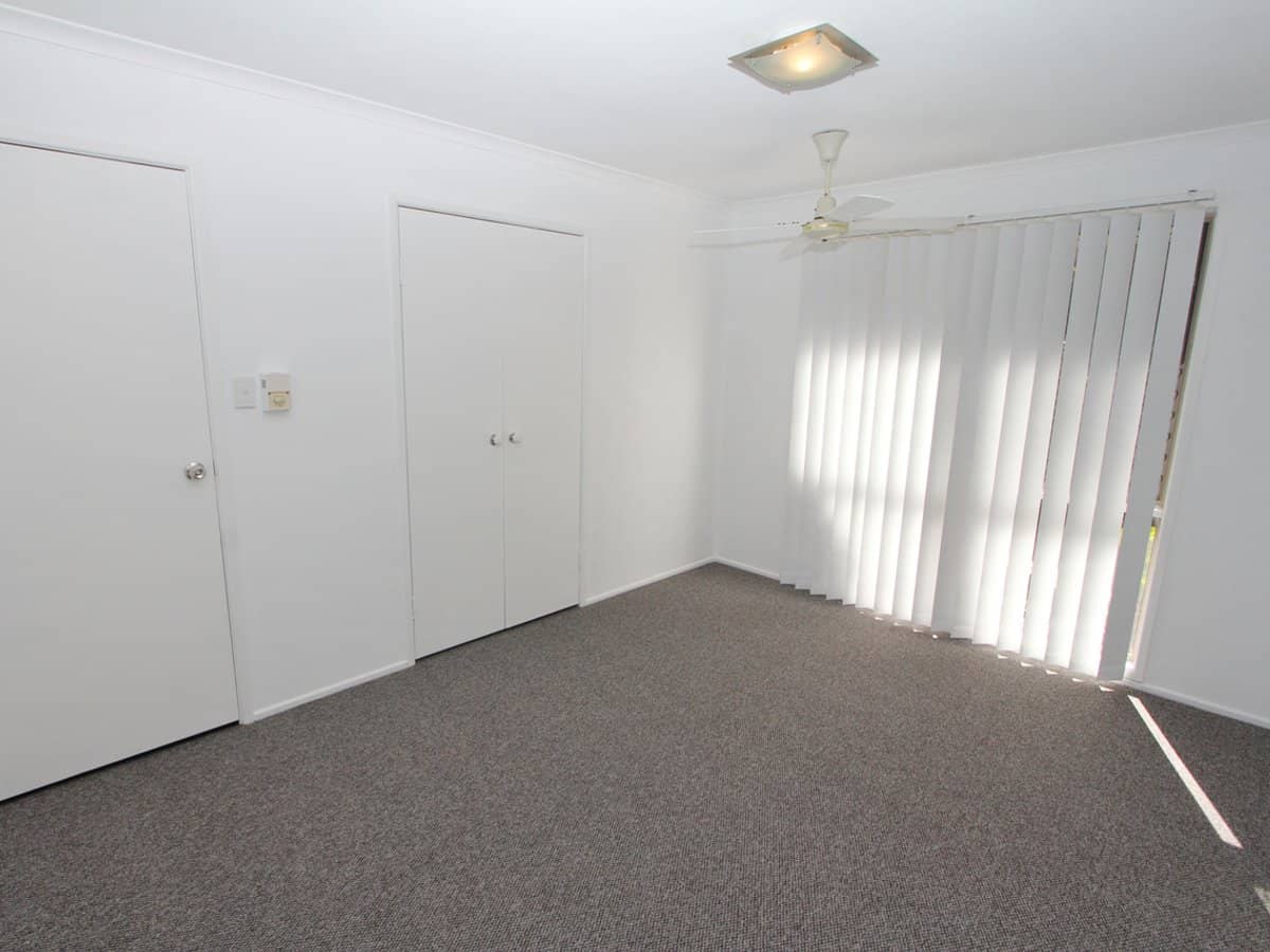 4 Manse Court, MOLENDINAR - Thumbnail 8