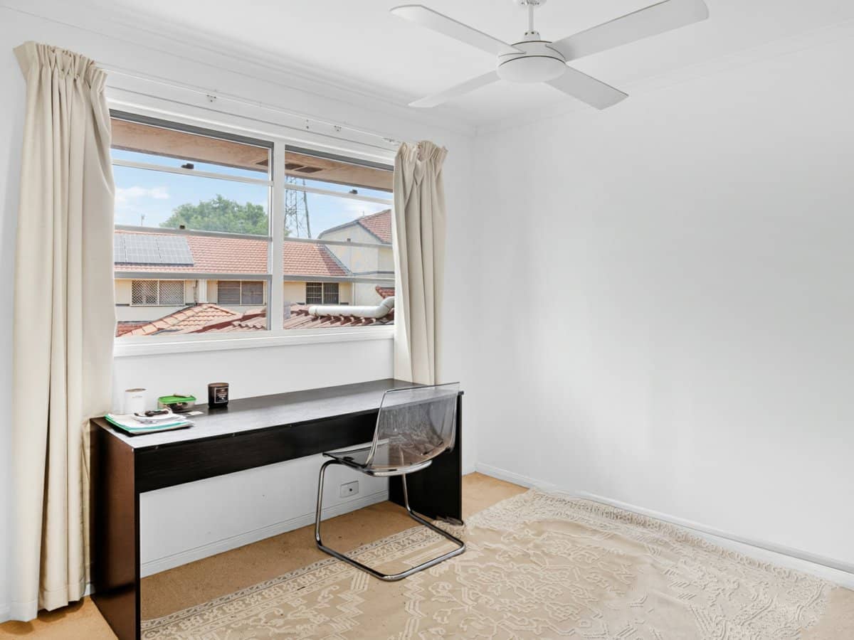 8 Tiffany Close, ROBINA - Thumbnail 16