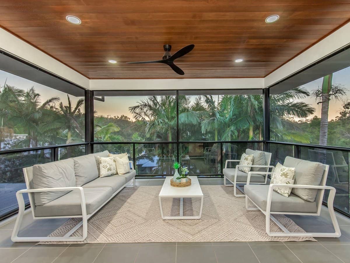 8 Grampian Court, Reedy Creek - Thumbnail 1