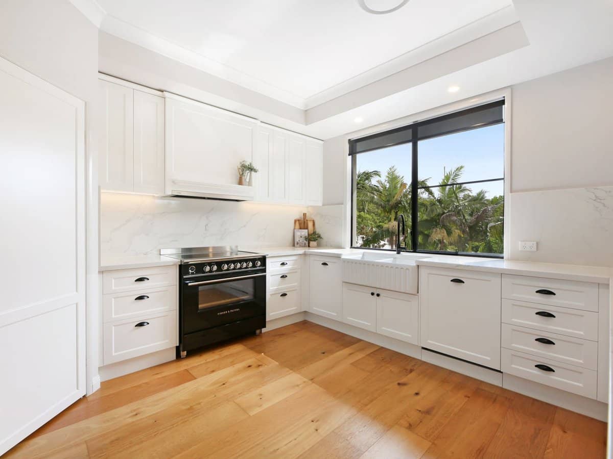 8 Grampian Court, Reedy Creek - Thumbnail 6