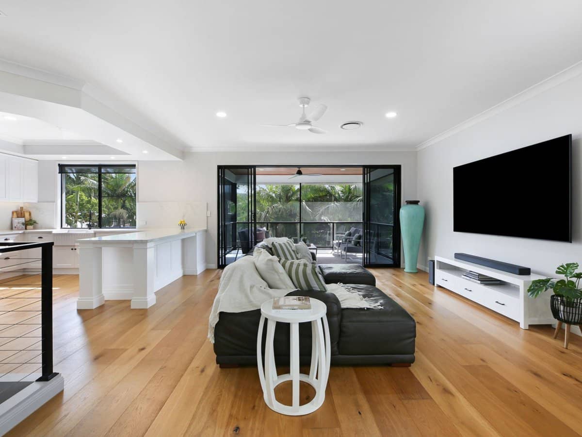 8 Grampian Court, Reedy Creek - Thumbnail 13