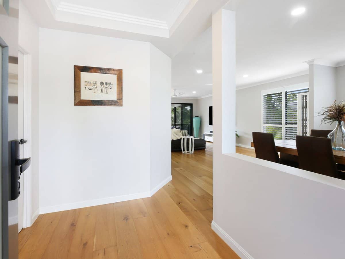 8 Grampian Court, Reedy Creek - Thumbnail 17