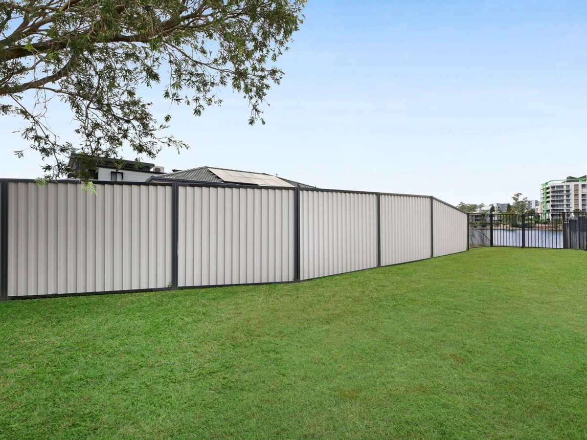 7 Cornell Court, VARSITY LAKES - Thumbnail 21