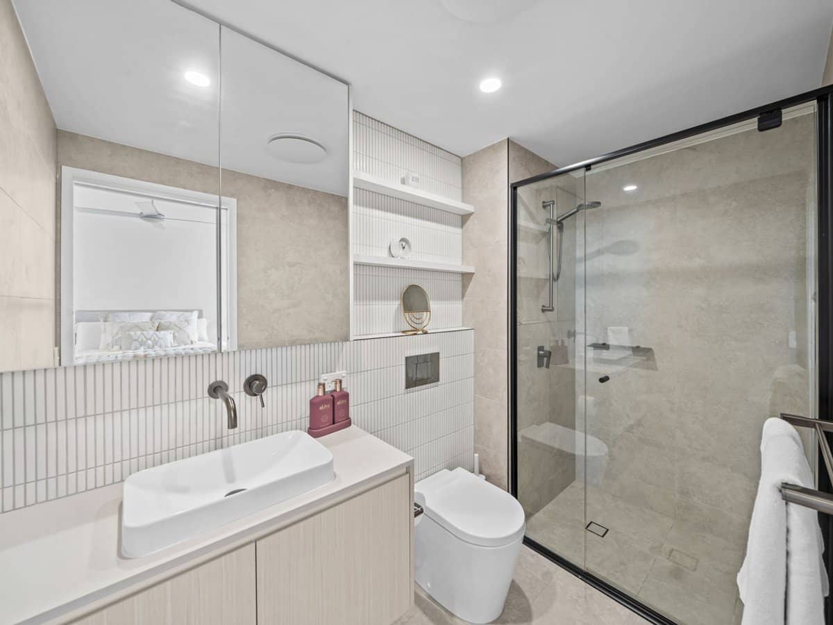 5335 Harbourview Drive, Hope Island - Thumbnail 12