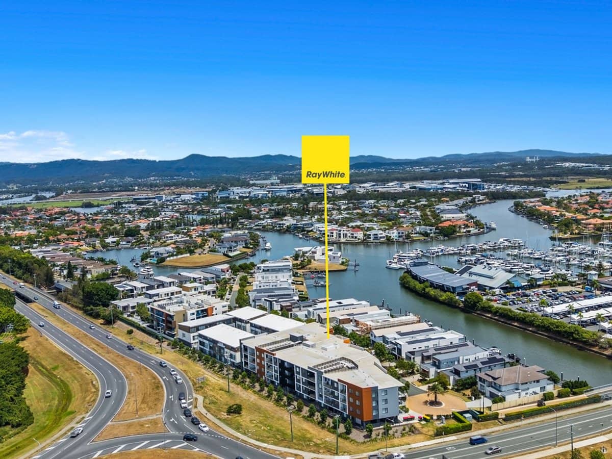 5335 Harbourview Drive, Hope Island - Thumbnail 24