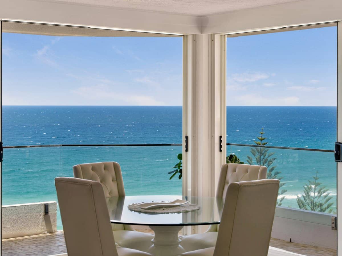 114 The Esplanade, BURLEIGH HEADS - Thumbnail 8