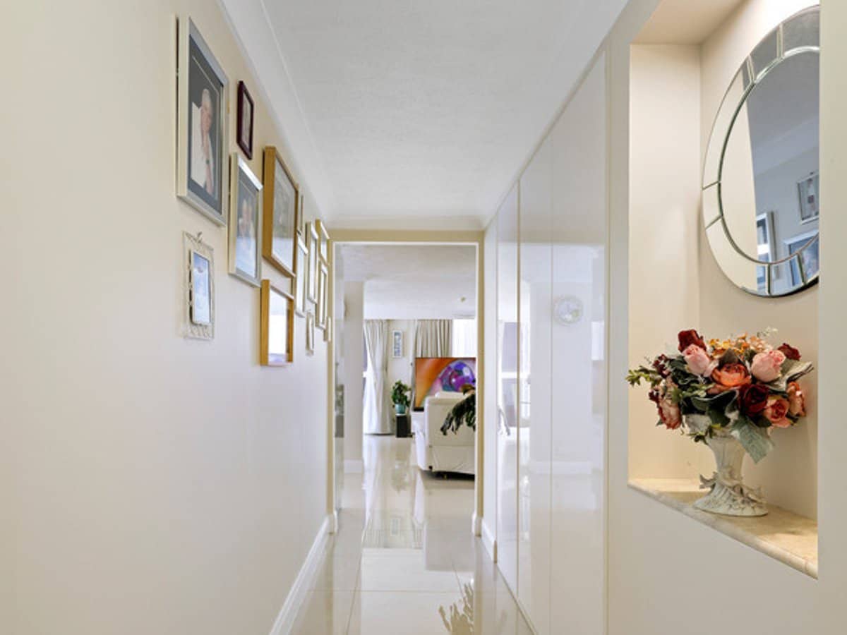 114 The Esplanade, BURLEIGH HEADS - Thumbnail 11