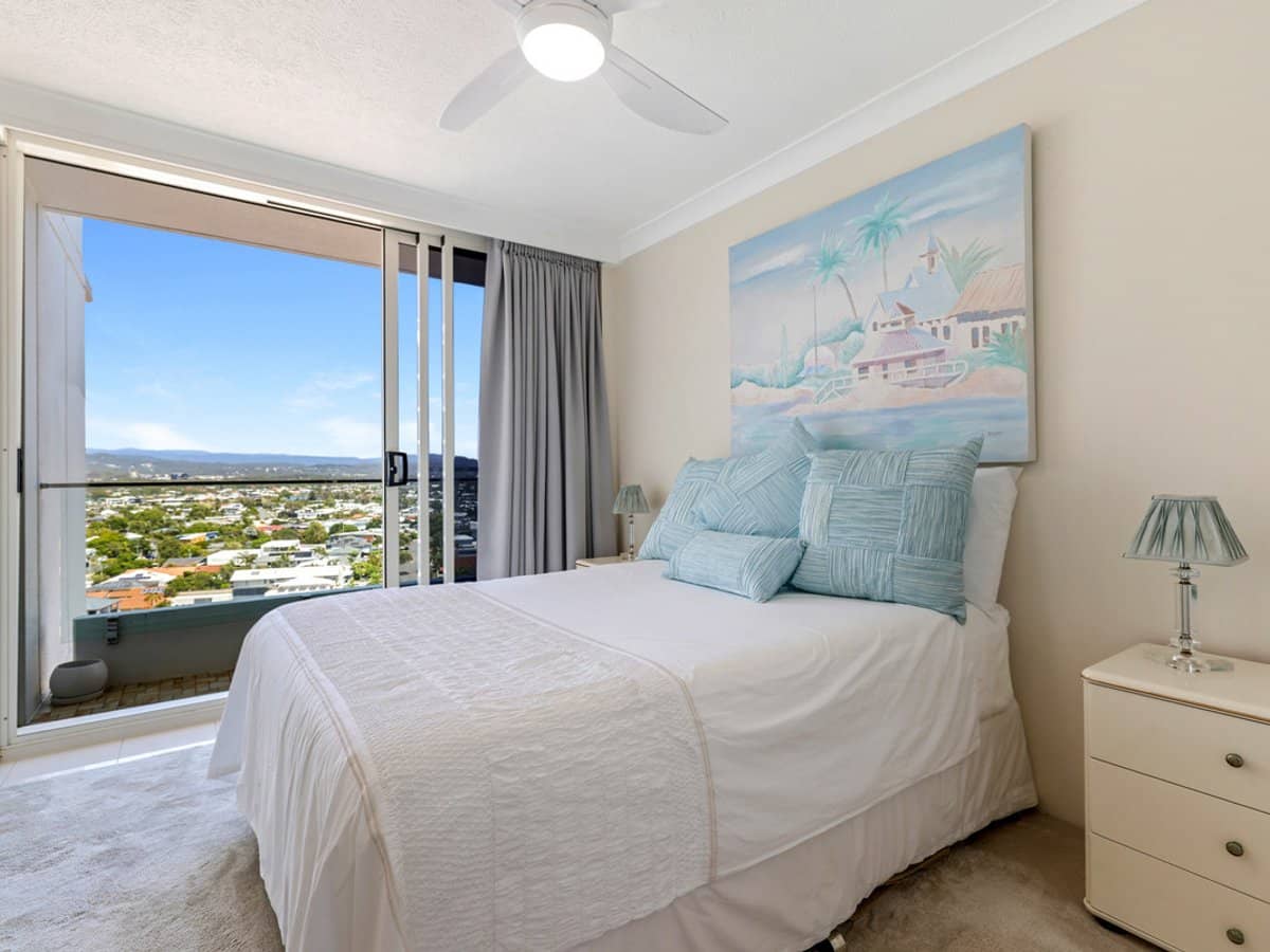 114 The Esplanade, BURLEIGH HEADS - Thumbnail 15