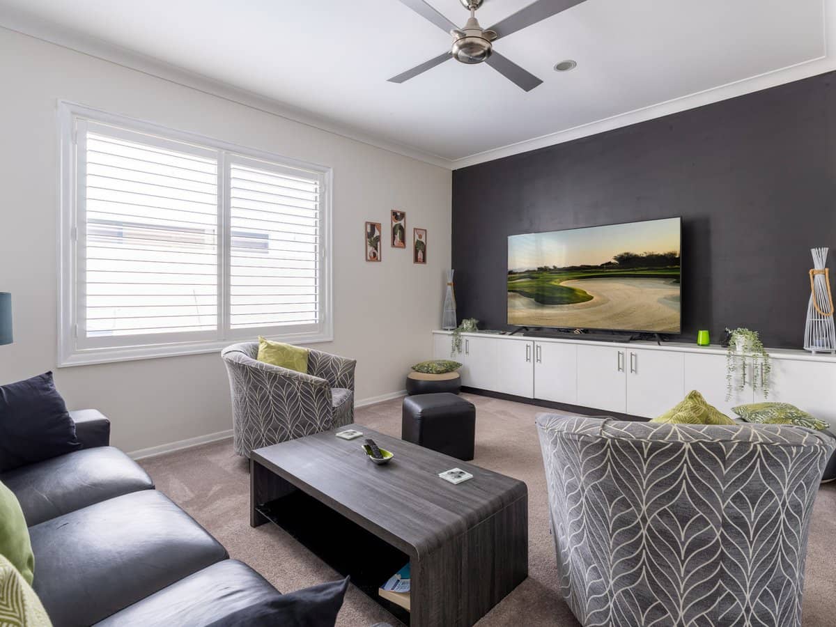 526 Oyster Cove Promenade, Helensvale - Thumbnail 6