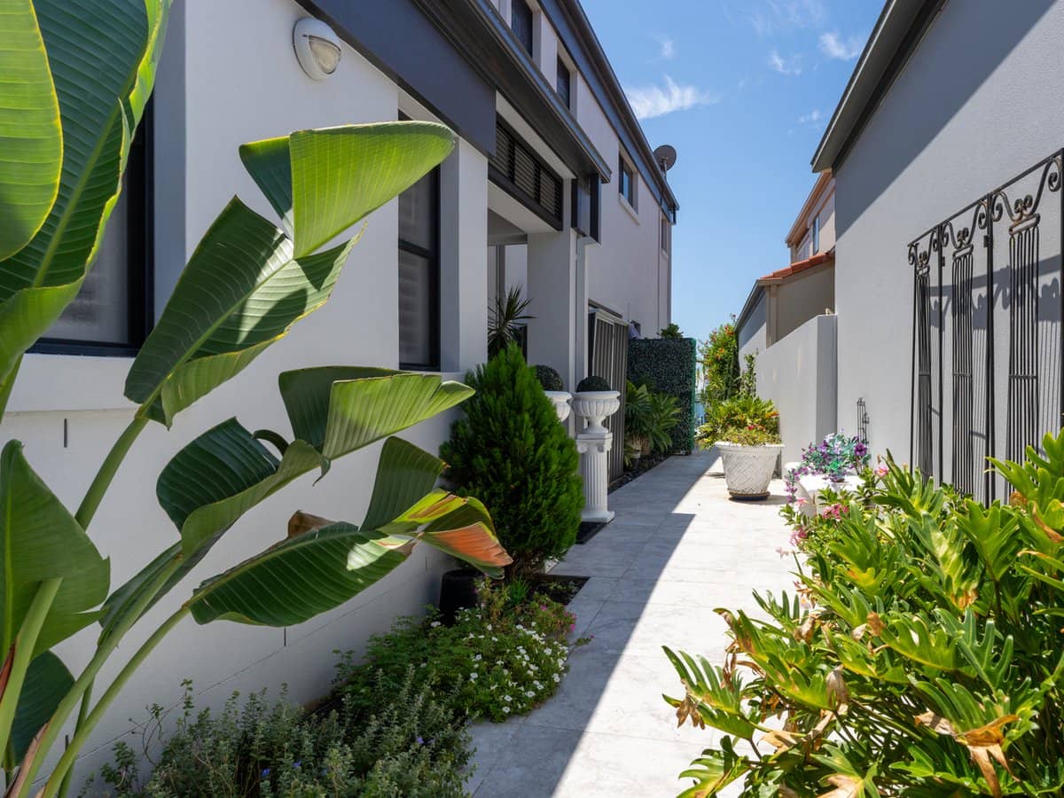 526 Oyster Cove Promenade, Helensvale - Thumbnail 31