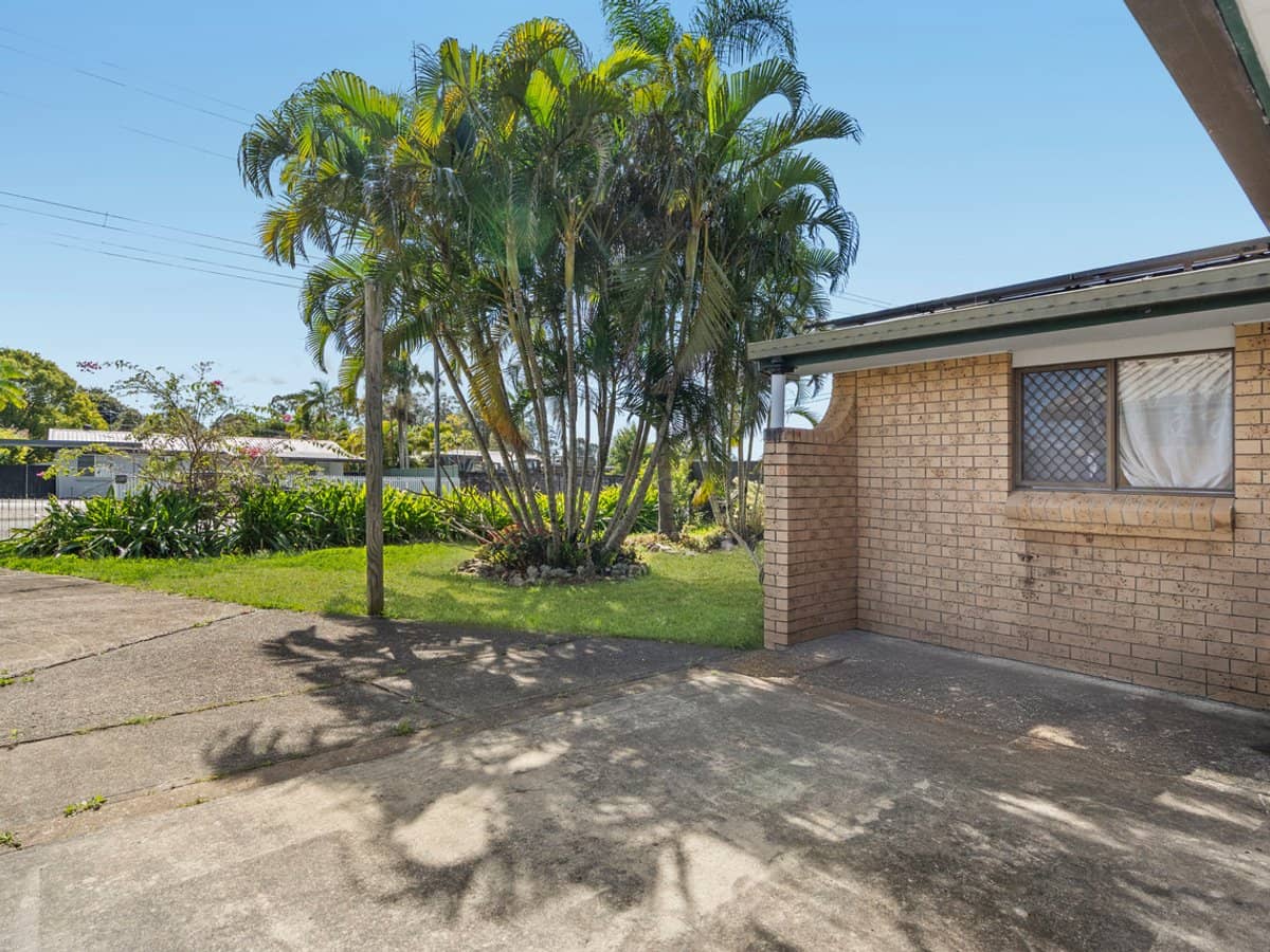 284-286 Logan Street, EAGLEBY - Thumbnail 13