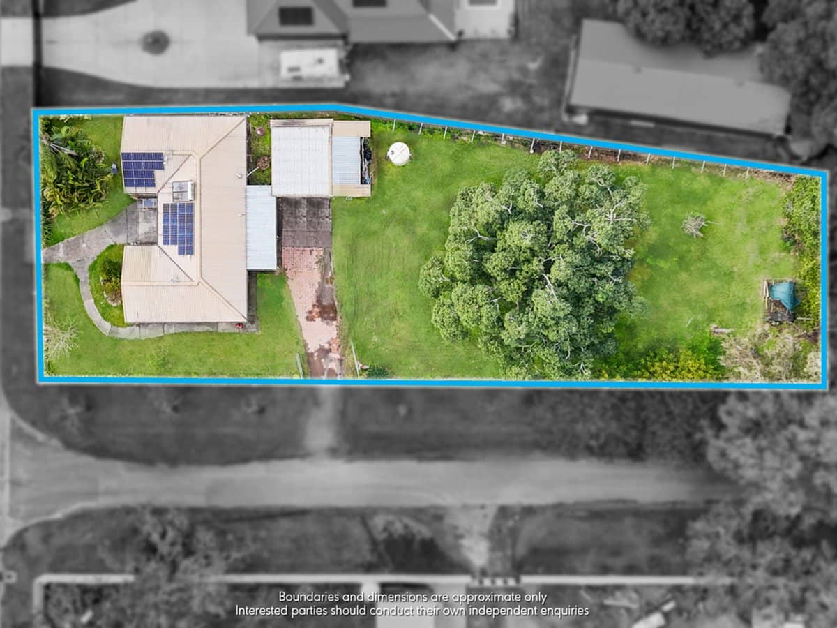 284-286 Logan Street, EAGLEBY - Thumbnail 19