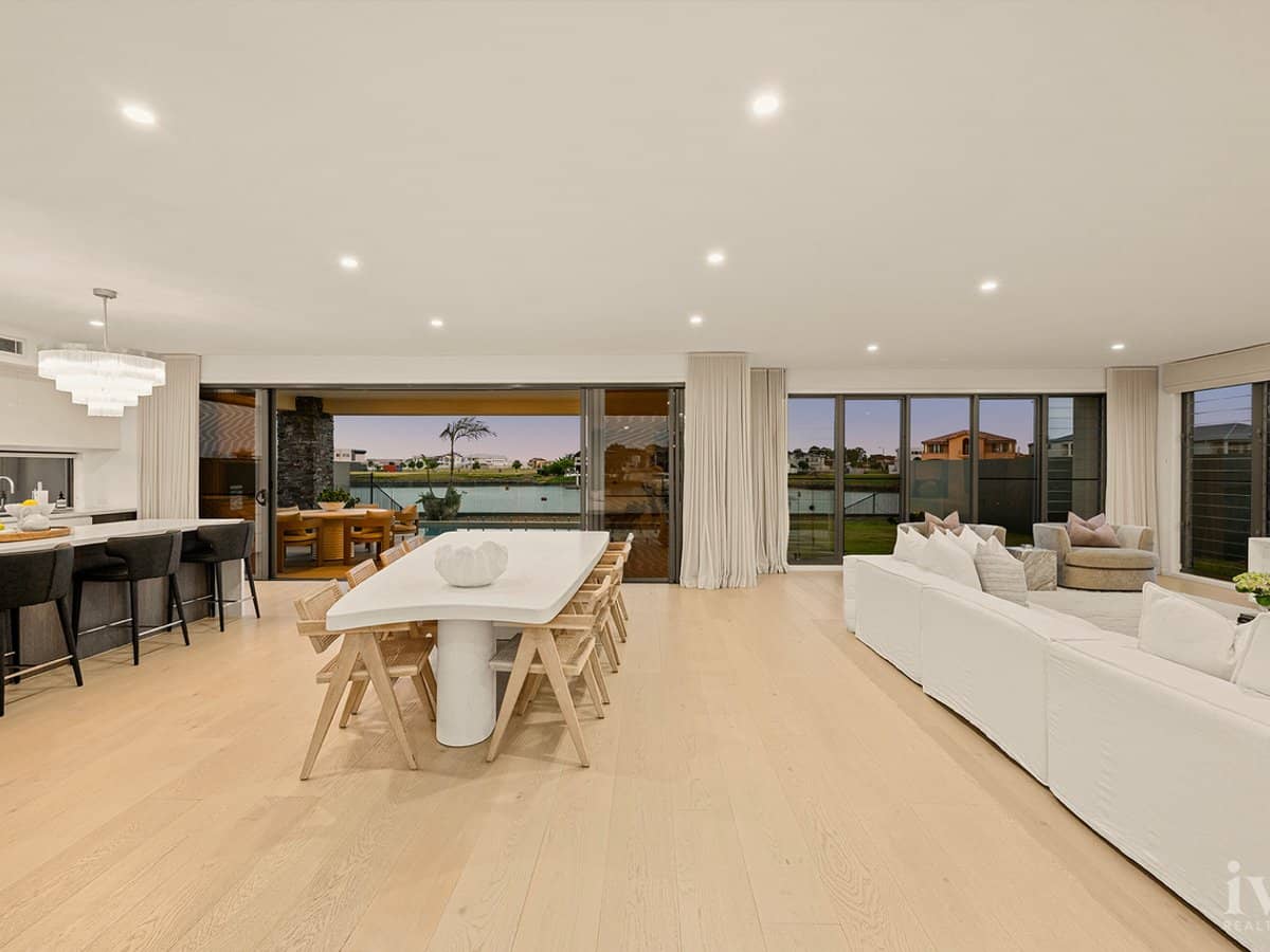 1048 Edgecliff Place, Sanctuary Cove - Thumbnail 8