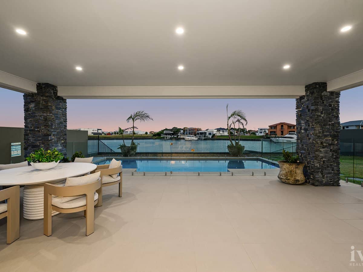 1048 Edgecliff Place, Sanctuary Cove - Thumbnail 9