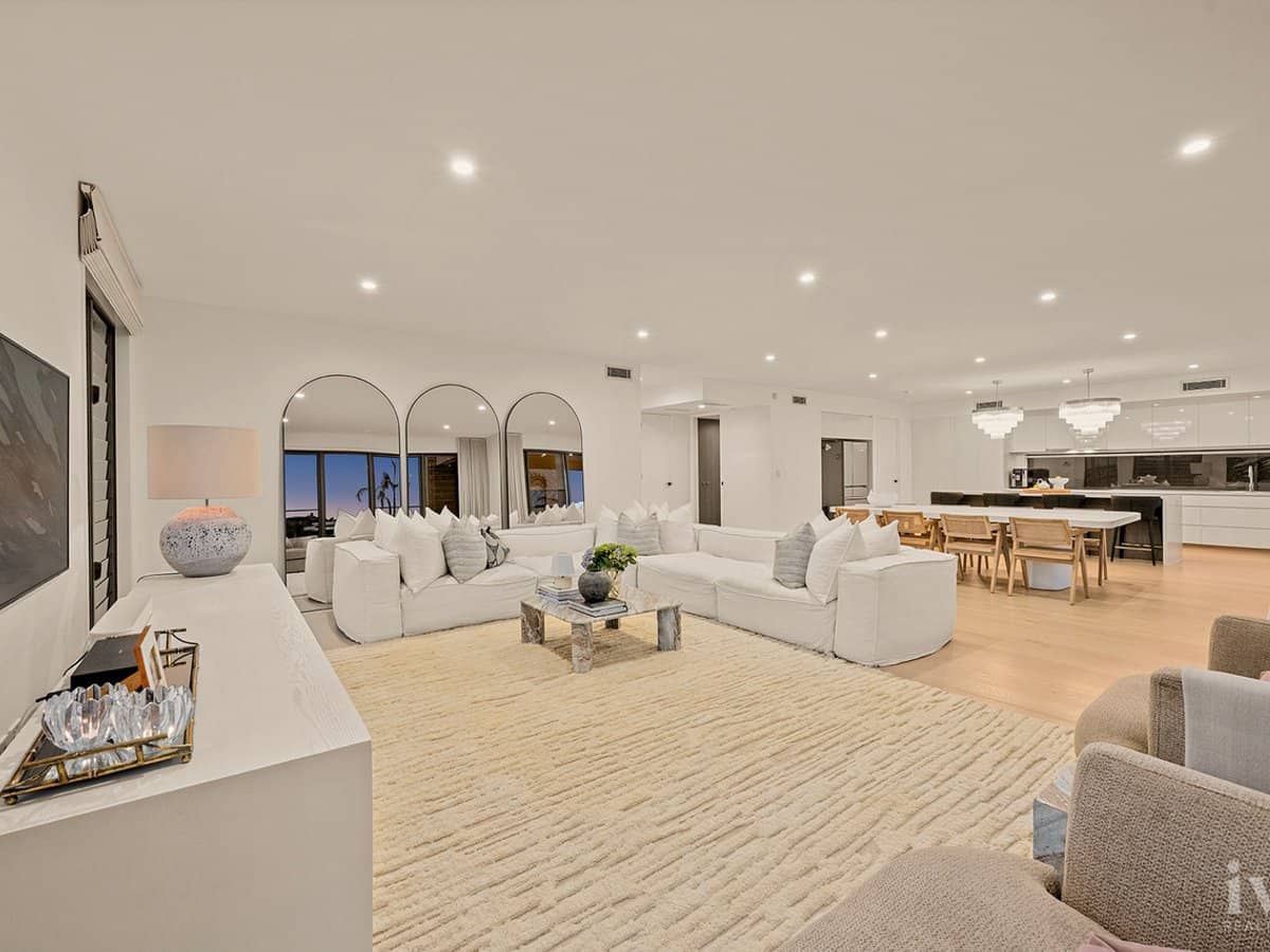 1048 Edgecliff Place, Sanctuary Cove - Thumbnail 10
