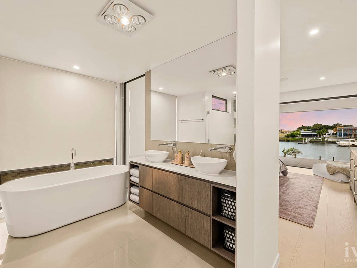 1048 Edgecliff Place, Sanctuary Cove - Thumbnail 17
