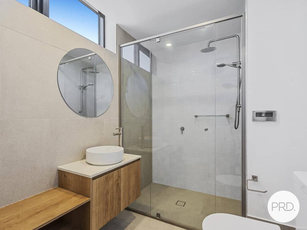 8 Churchill Street, COOLANGATTA - Thumbnail 10