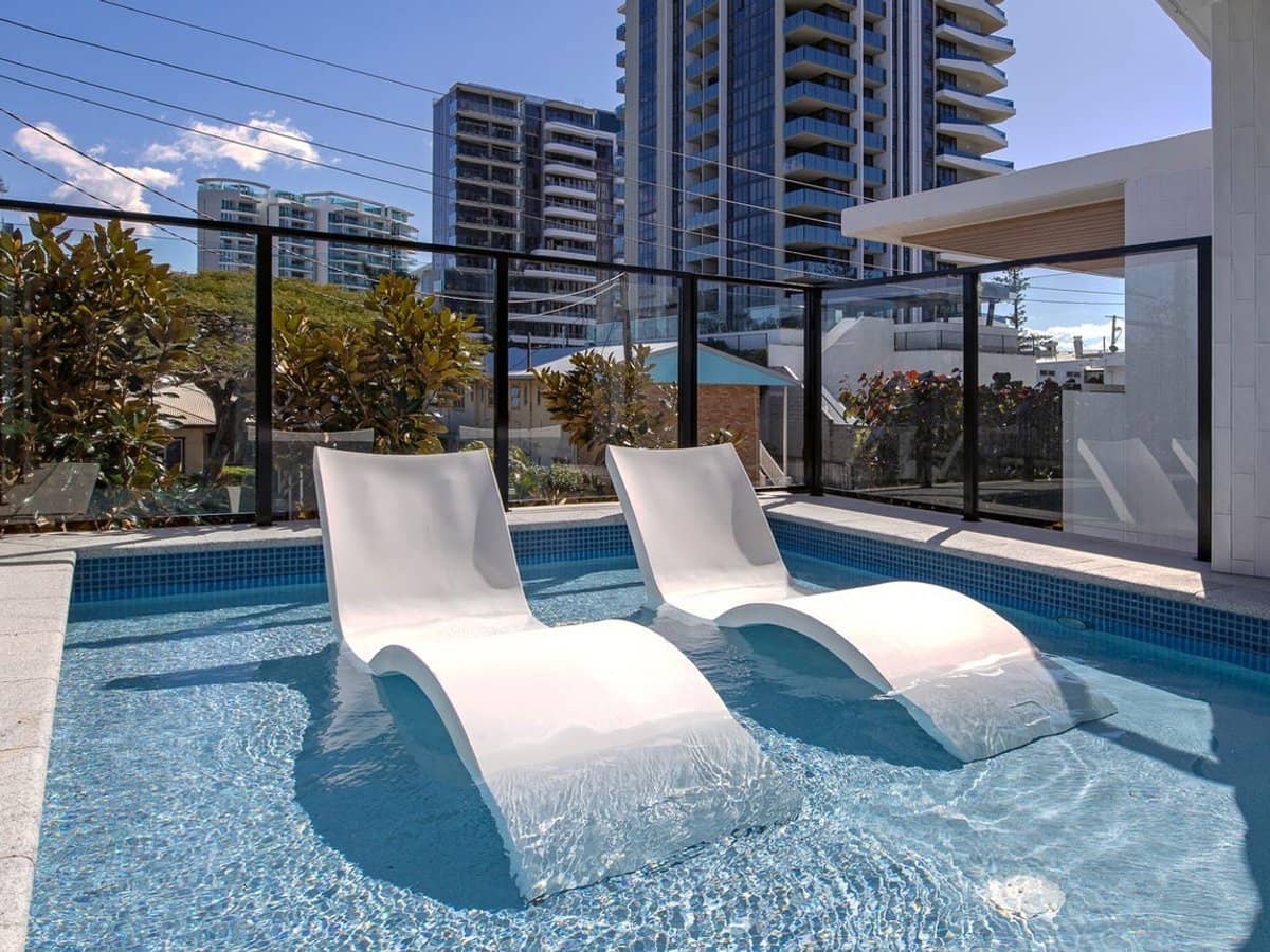 8 Churchill Street, COOLANGATTA - Thumbnail 14