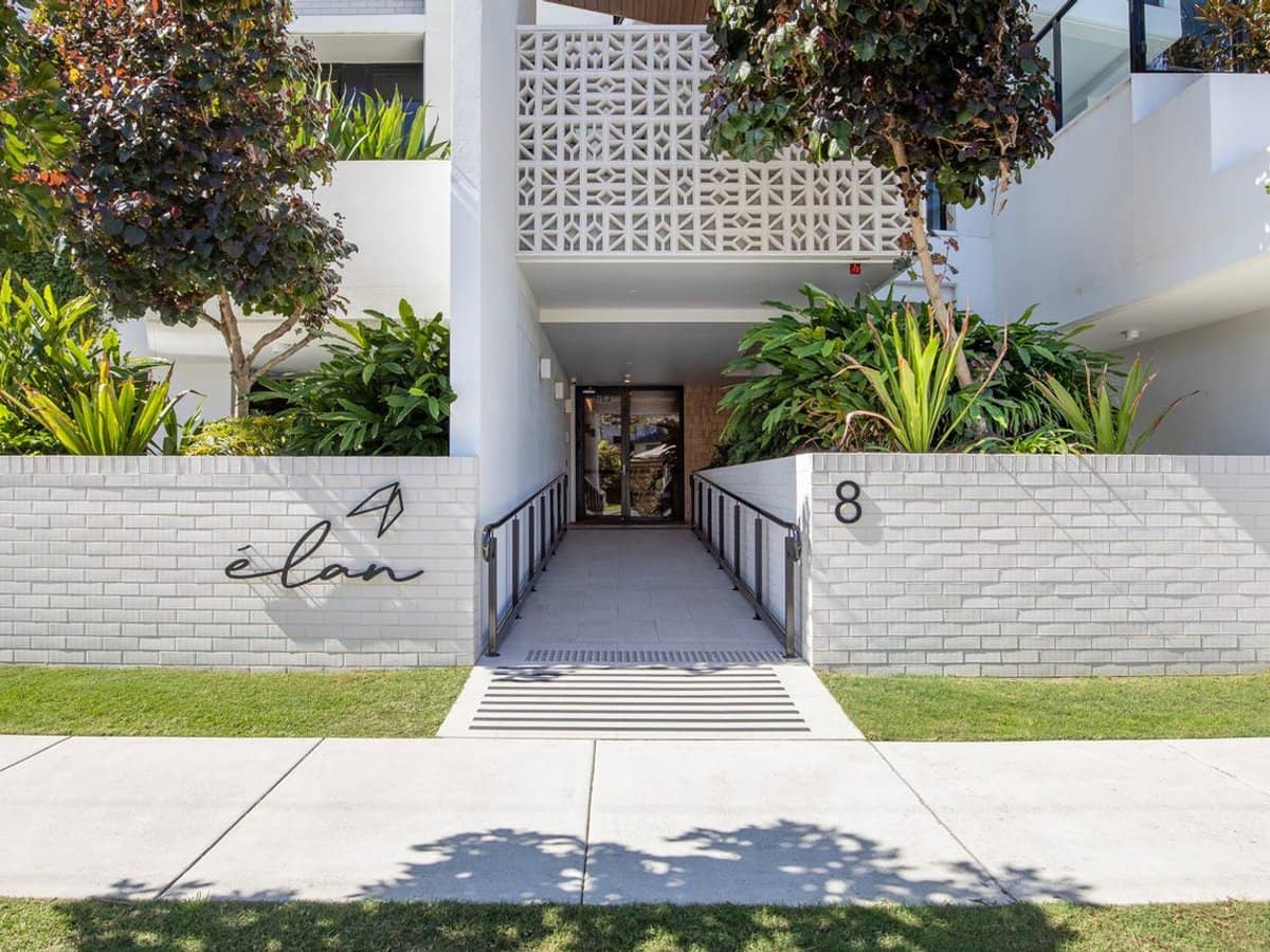 8 Churchill Street, COOLANGATTA - Thumbnail 16