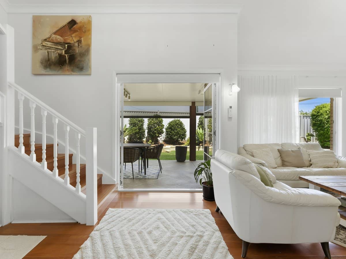 16 Jasmine Avenue, HOLLYWELL - Thumbnail 5