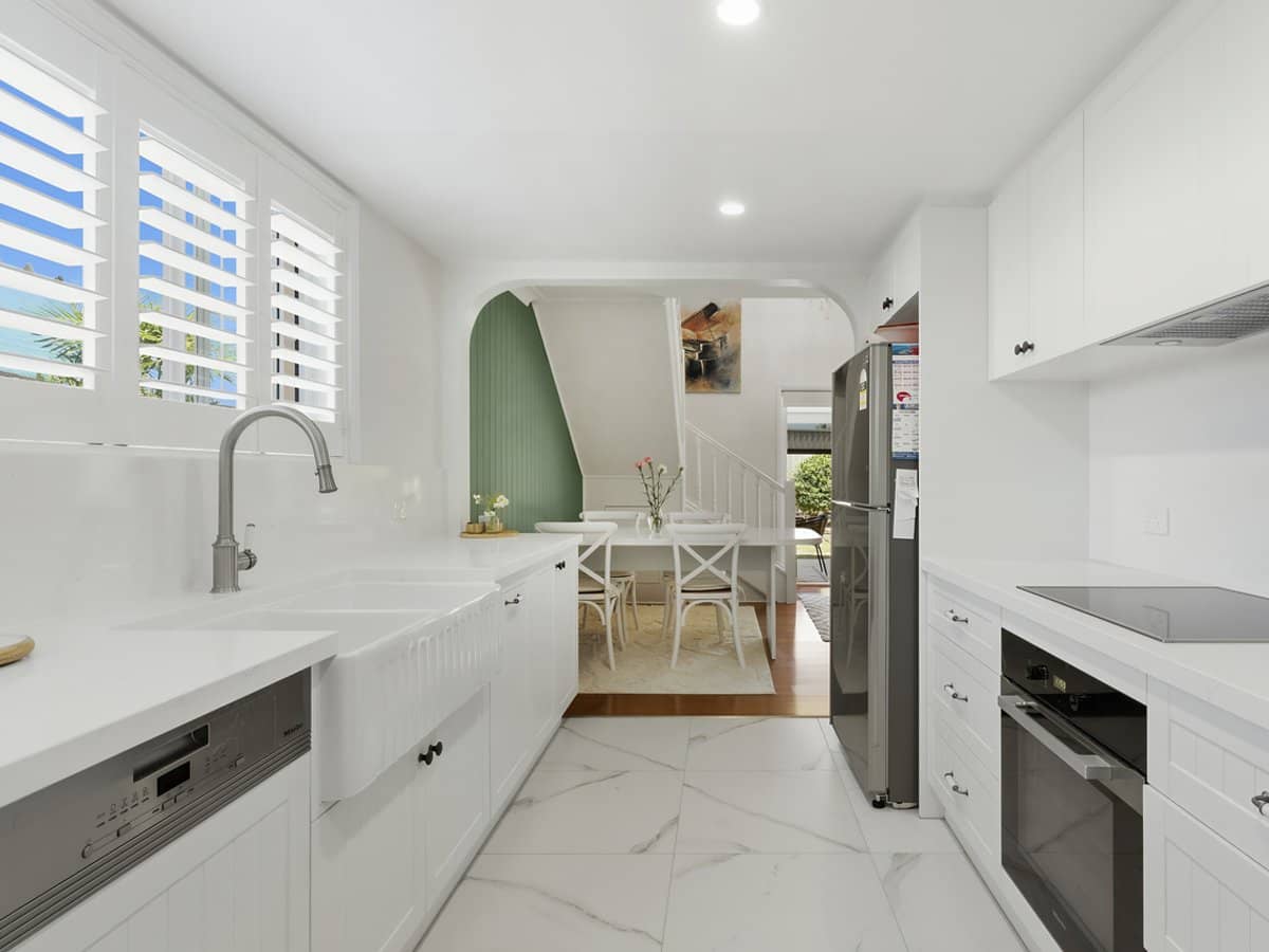 16 Jasmine Avenue, HOLLYWELL - Thumbnail 8