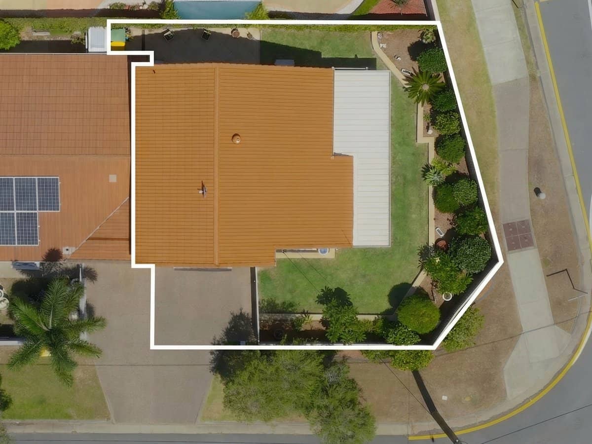 16 Jasmine Avenue, HOLLYWELL - Thumbnail 22