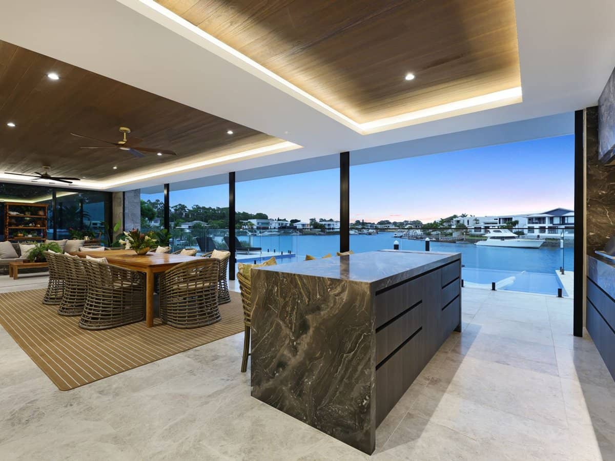 1033 Edgecliff Place, Sanctuary Cove - Thumbnail 5