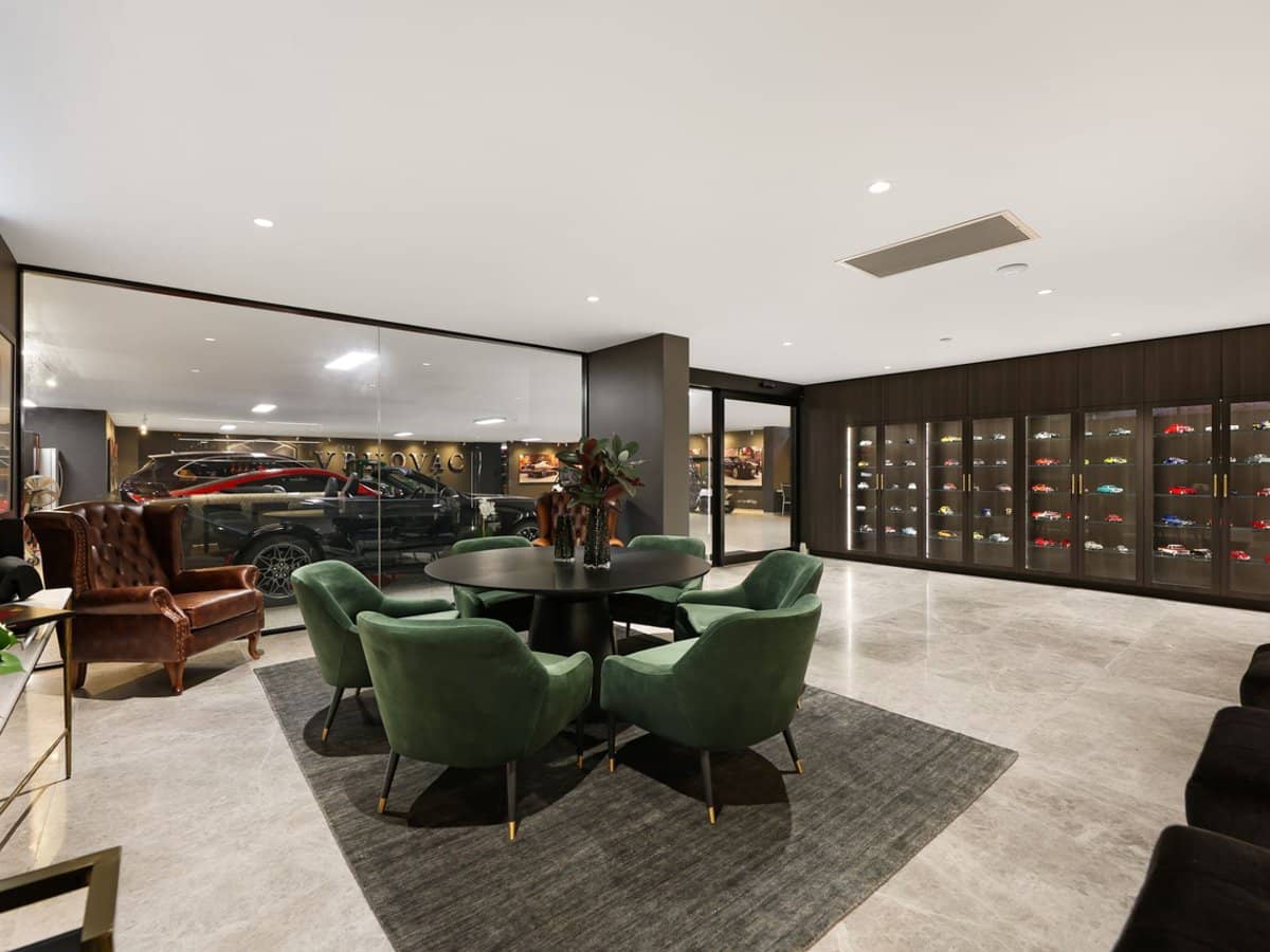 1033 Edgecliff Place, Sanctuary Cove - Thumbnail 22