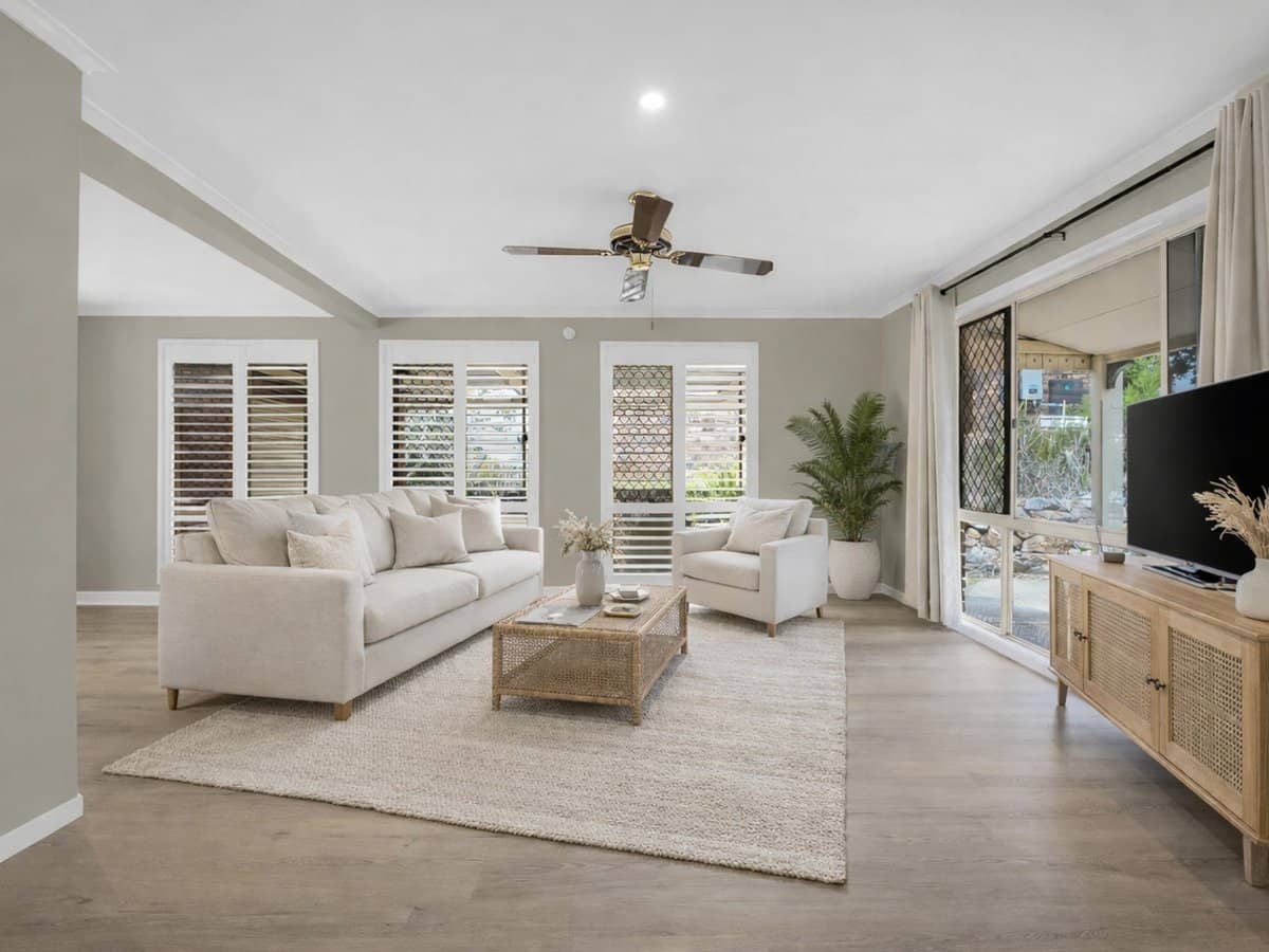 47 Lima Street, EDENS LANDING - Thumbnail 2