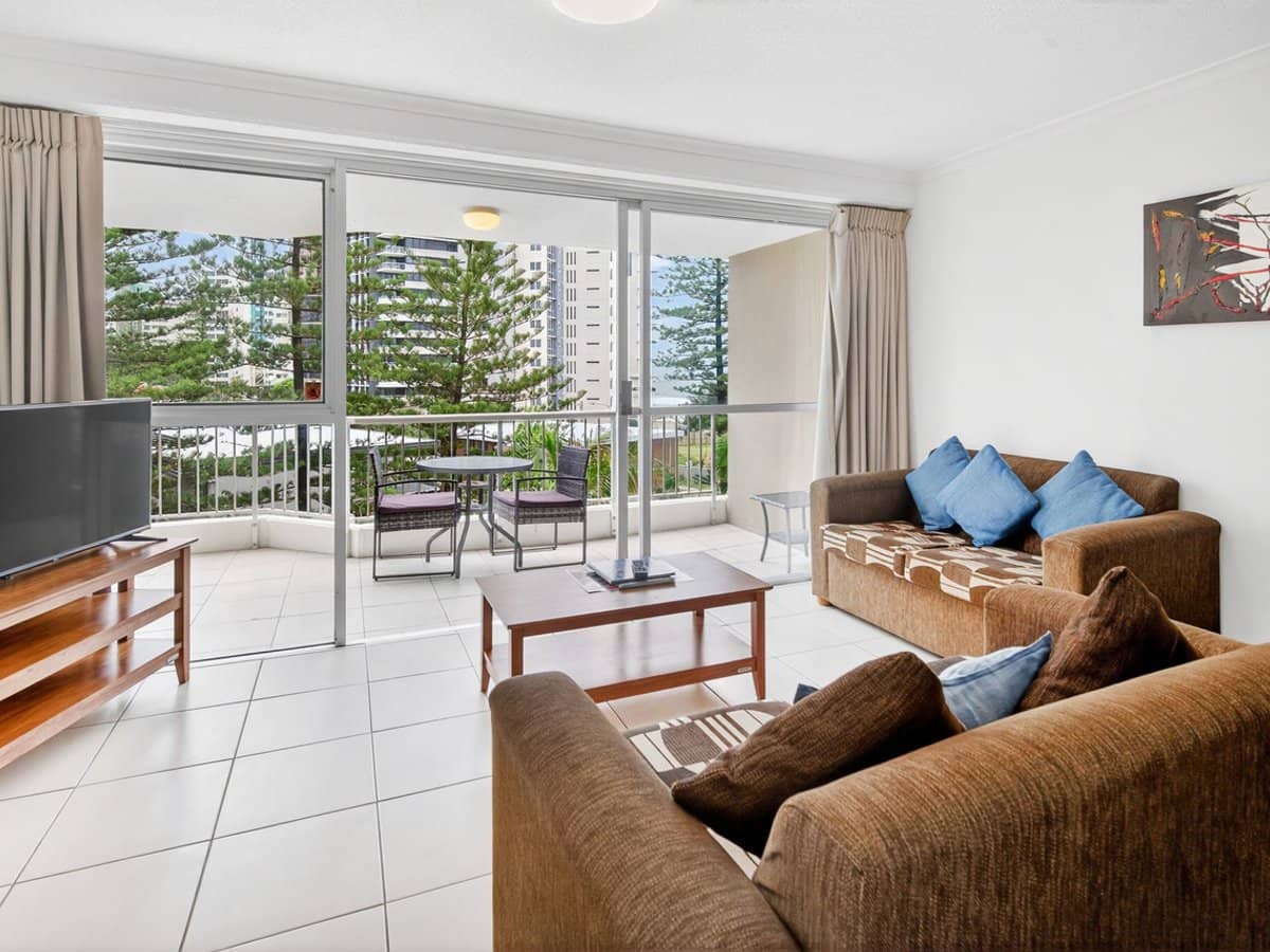 10 Vista Street, Surfers Paradise - Thumbnail 5