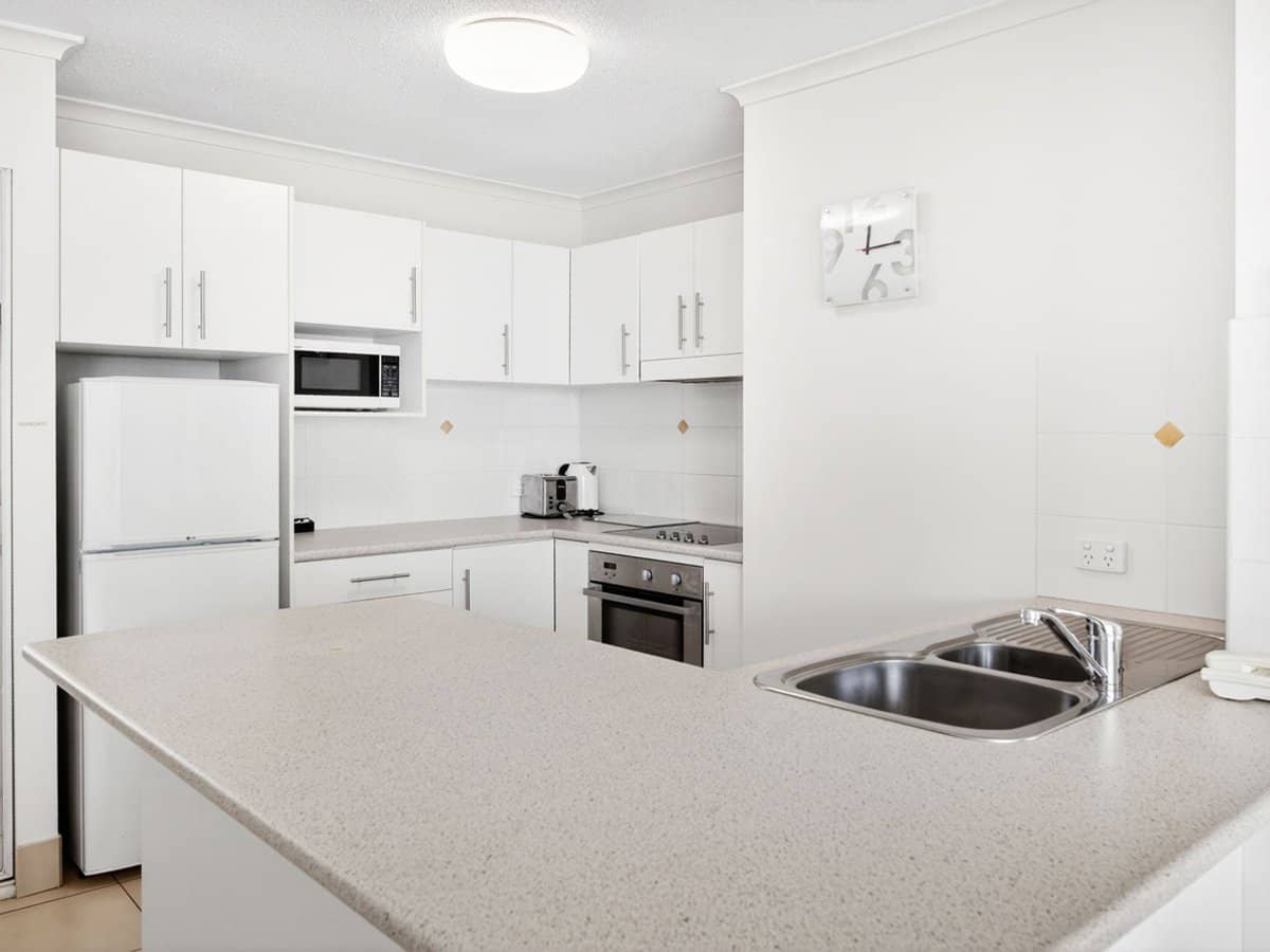 10 Vista Street, Surfers Paradise - Thumbnail 7