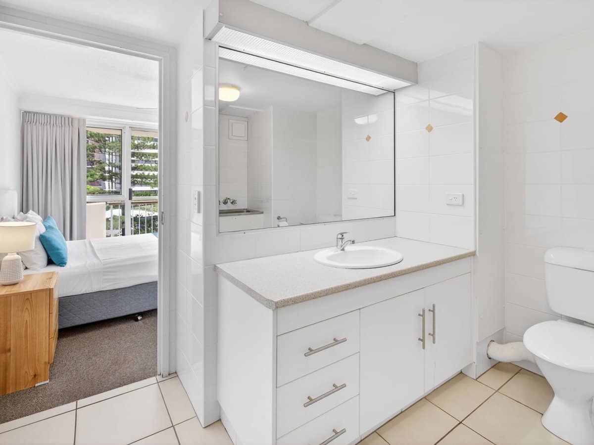 10 Vista Street, Surfers Paradise - Thumbnail 11