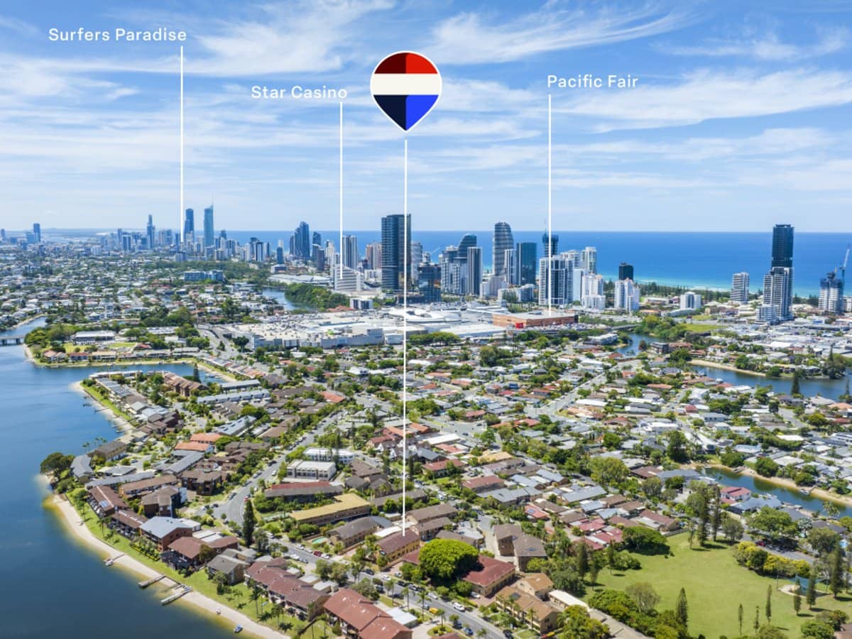 20 Duet Drive, MERMAID WATERS - Thumbnail 1