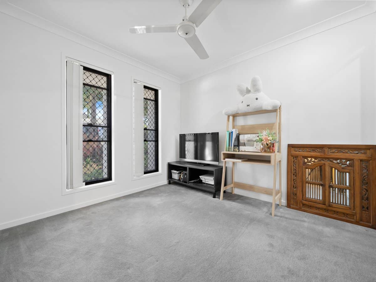 3 Wyndham Circuit, HOLMVIEW - Thumbnail 11