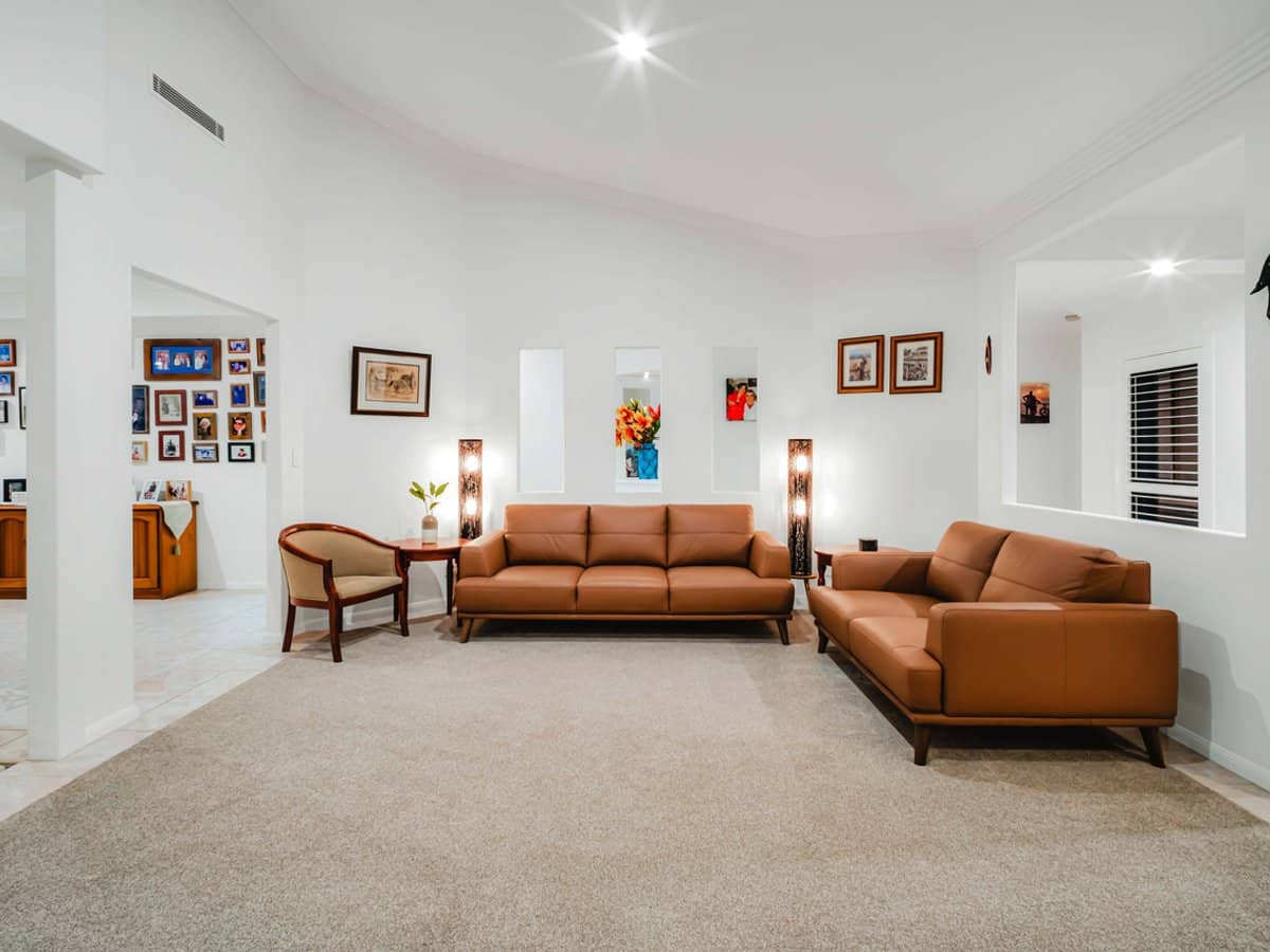 9 Leeds Close, Arundel - Thumbnail 4