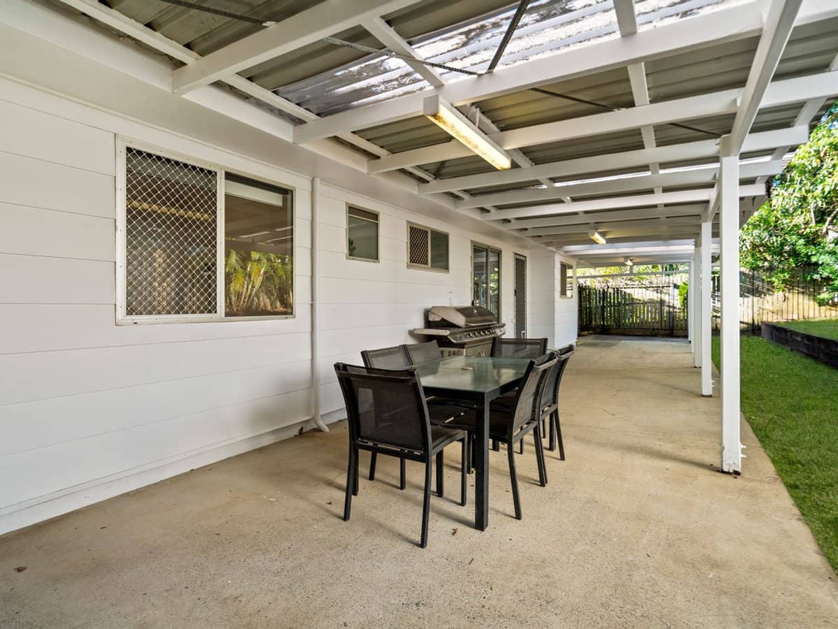 7 Dion Drive, EAGLEBY - Thumbnail 19