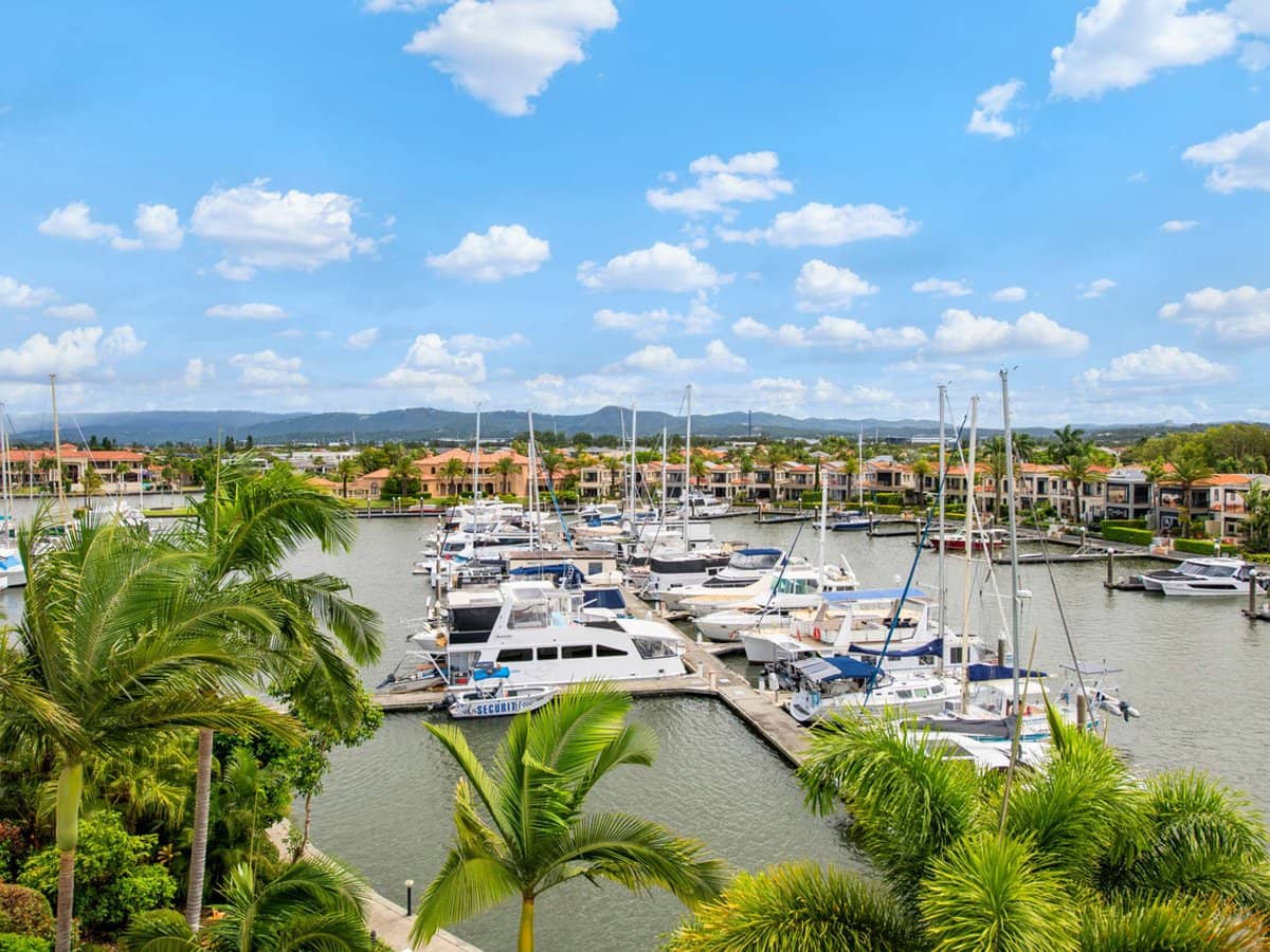 1 Rialto Quay Drive, Hope Island - Thumbnail 1