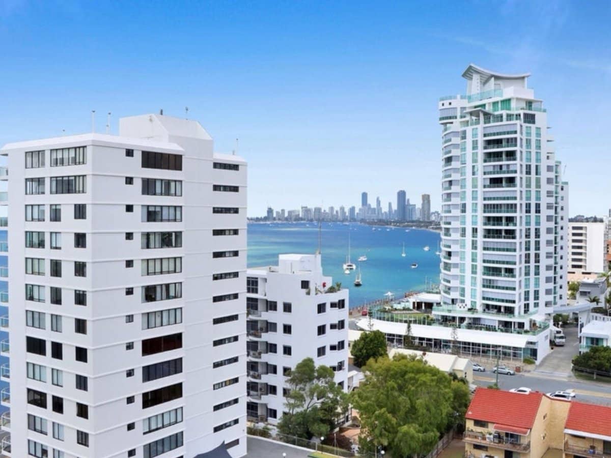 41 Labrador Street, LABRADOR - Thumbnail 1