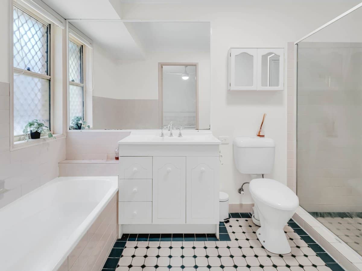 125 Hansford Road, Coombabah - Thumbnail 9