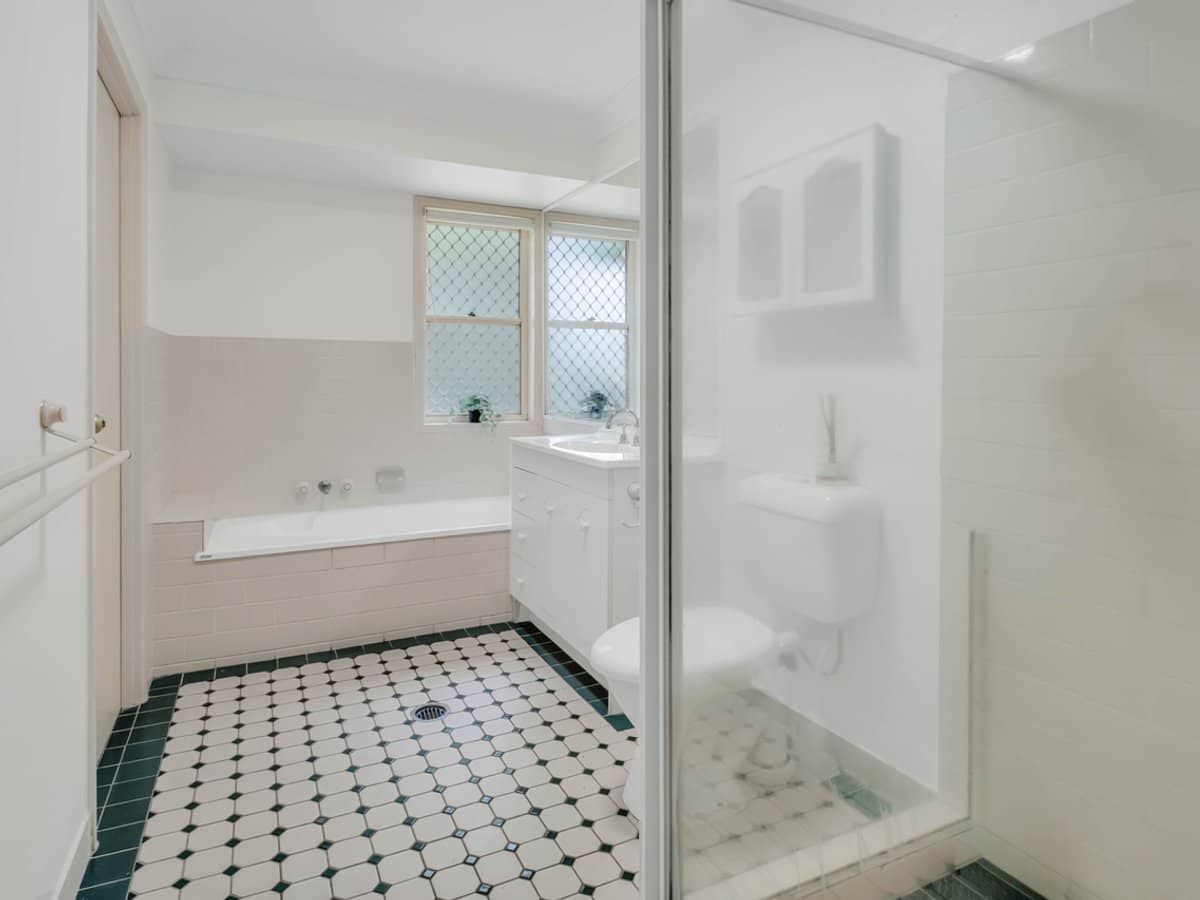 125 Hansford Road, Coombabah - Thumbnail 10