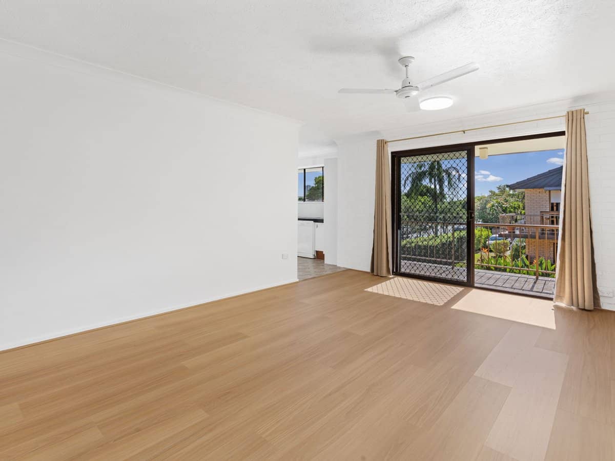 53-55 Duet Drive, Mermaid Waters - Thumbnail 4