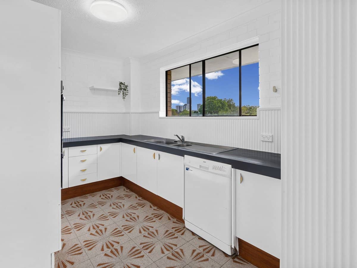 53-55 Duet Drive, Mermaid Waters - Thumbnail 12