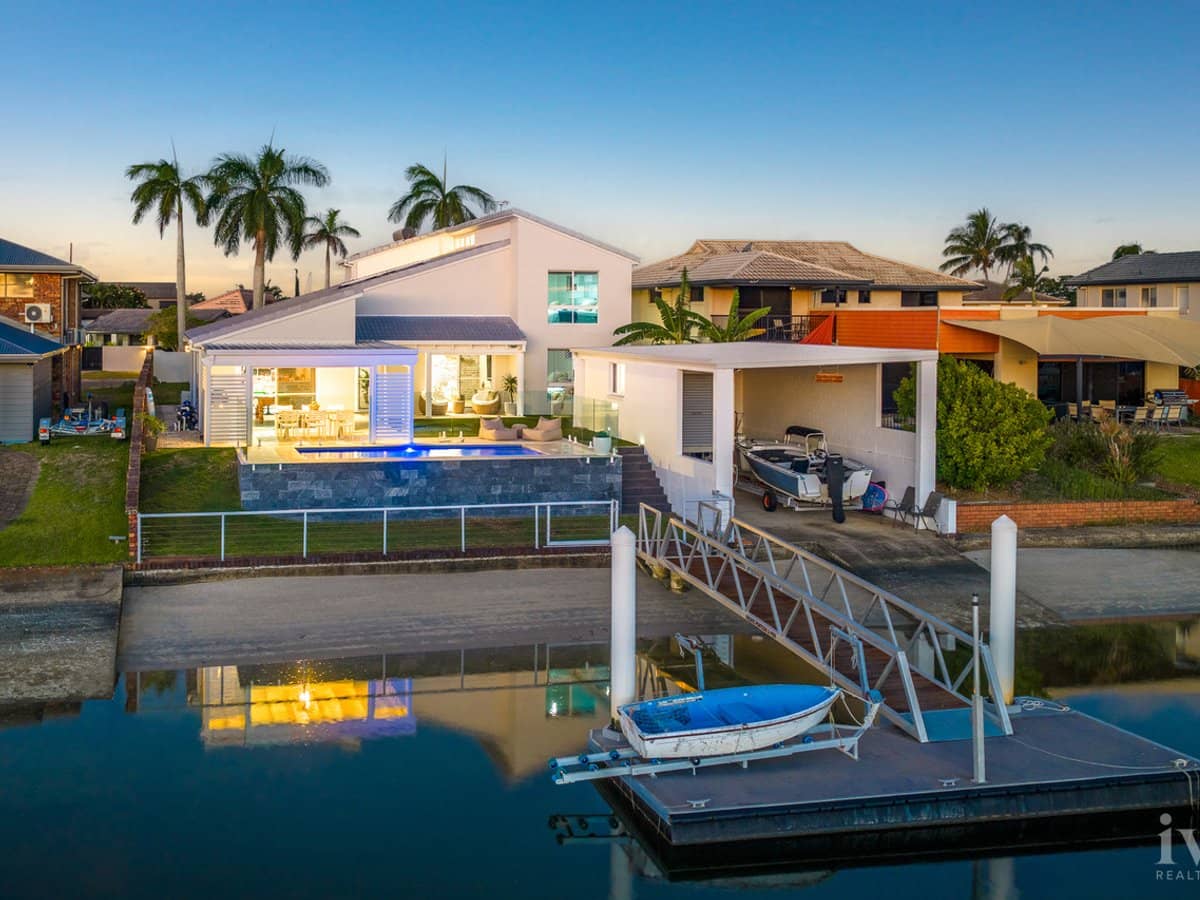 26 O'Grady Drive, Paradise Point - Thumbnail 1