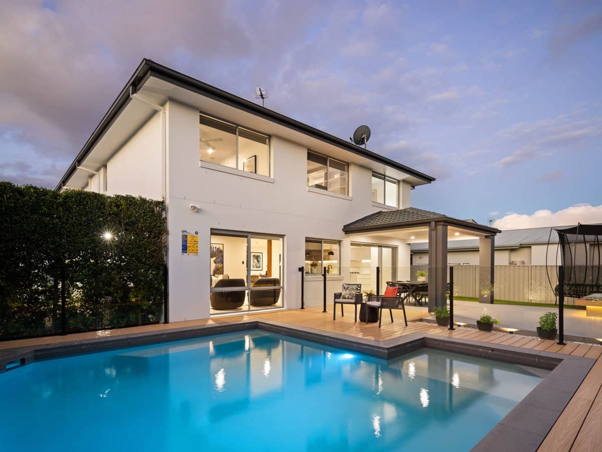 48 Southaven Drive, Helensvale - Thumbnail 2