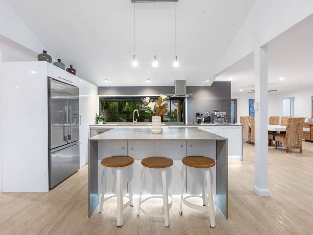 5 Village Low Road, Benowa Waters - Thumbnail 9