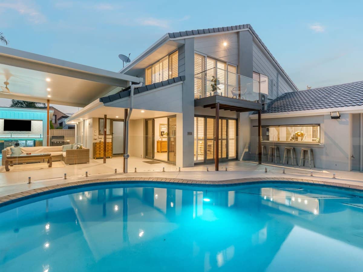 5 Village Low Road, Benowa Waters - Thumbnail 16