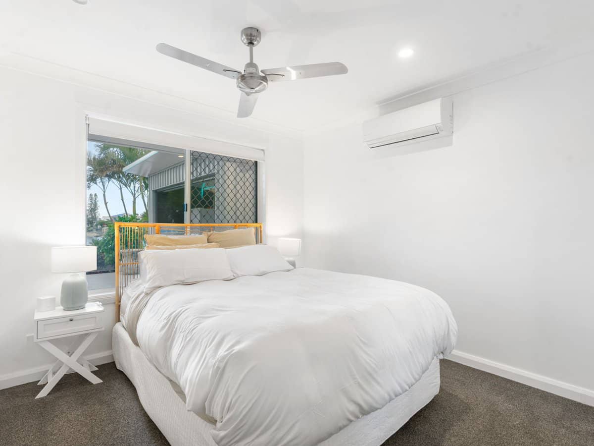 5 Village Low Road, Benowa Waters - Thumbnail 21