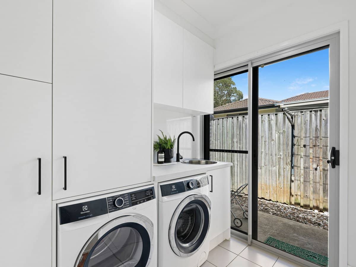 8 Treecreeper Crescent, Upper Coomera - Thumbnail 21