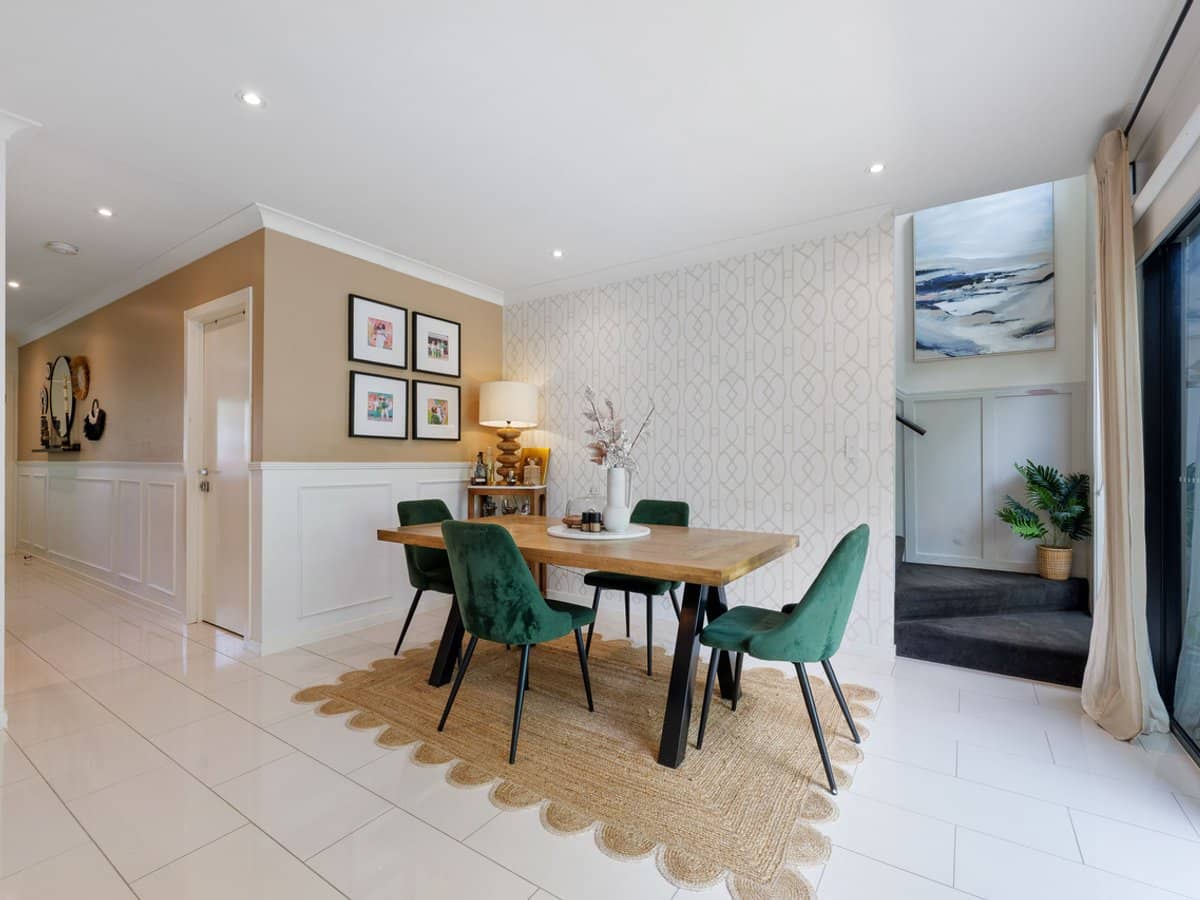 1 Residences Circuit, Pimpama - Thumbnail 1