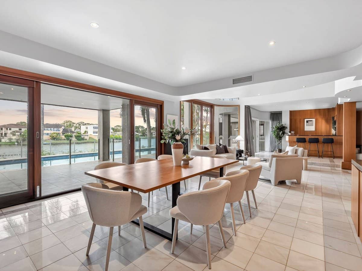 12 San Simeon Drive, Clear Island Waters - Thumbnail 6